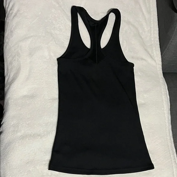 Under Armour Black Racerback Performance Tank - Picture 3 of 3